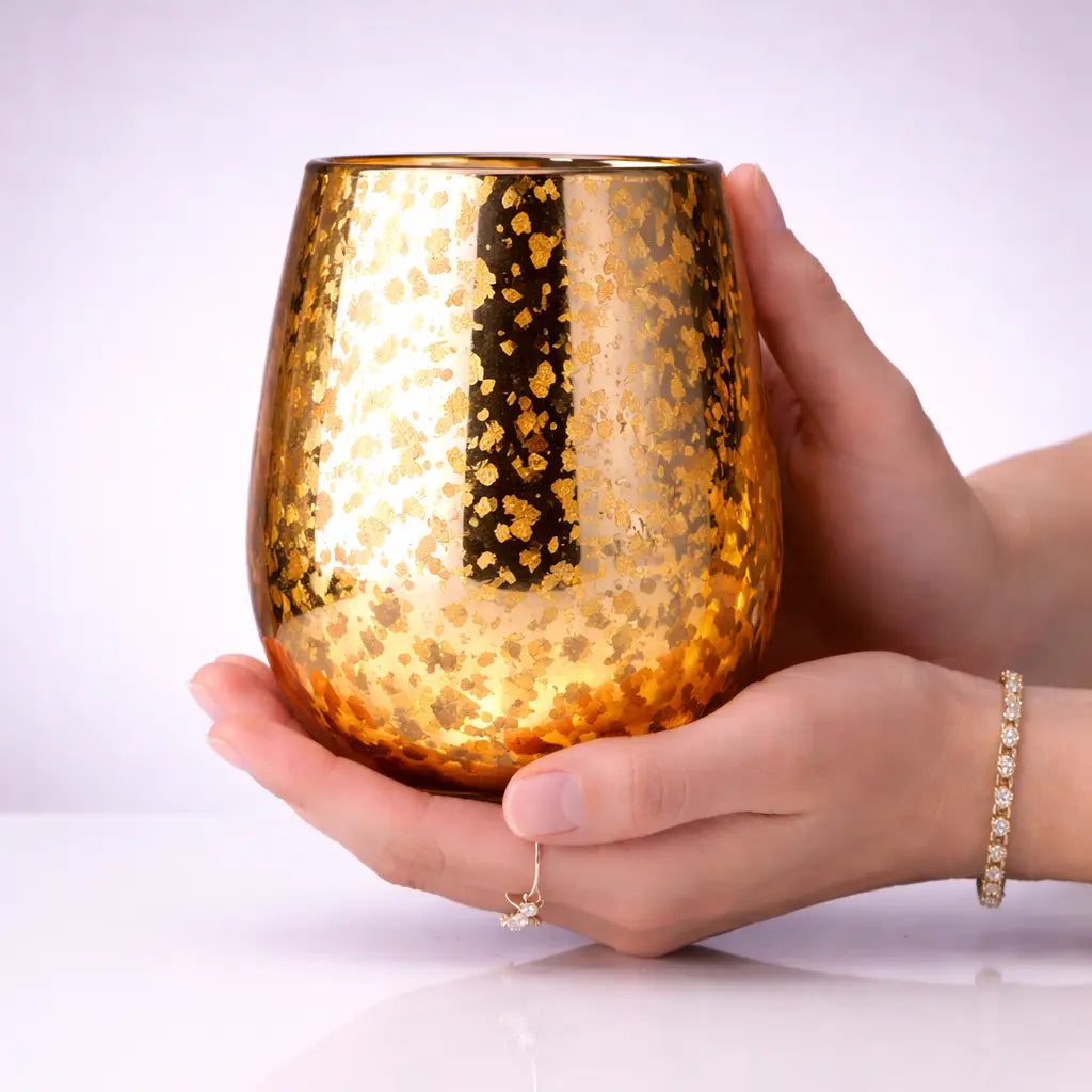 Fearless Coconut Soy Luxury Candle (Amber & Oakmoss)– Clean Non-Toxic Soy Candle for a Calm, Elevated Home
